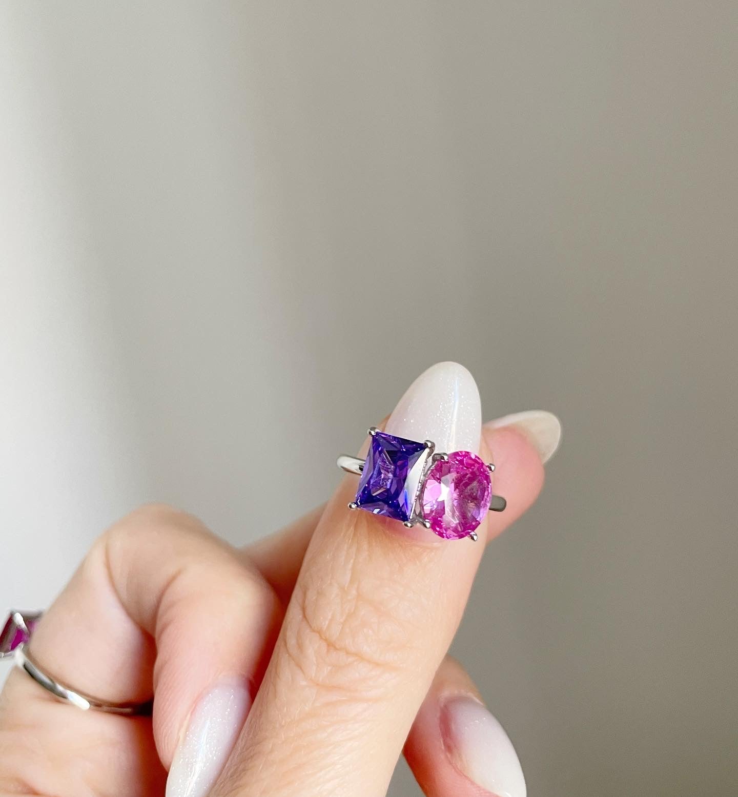 Anello Gems