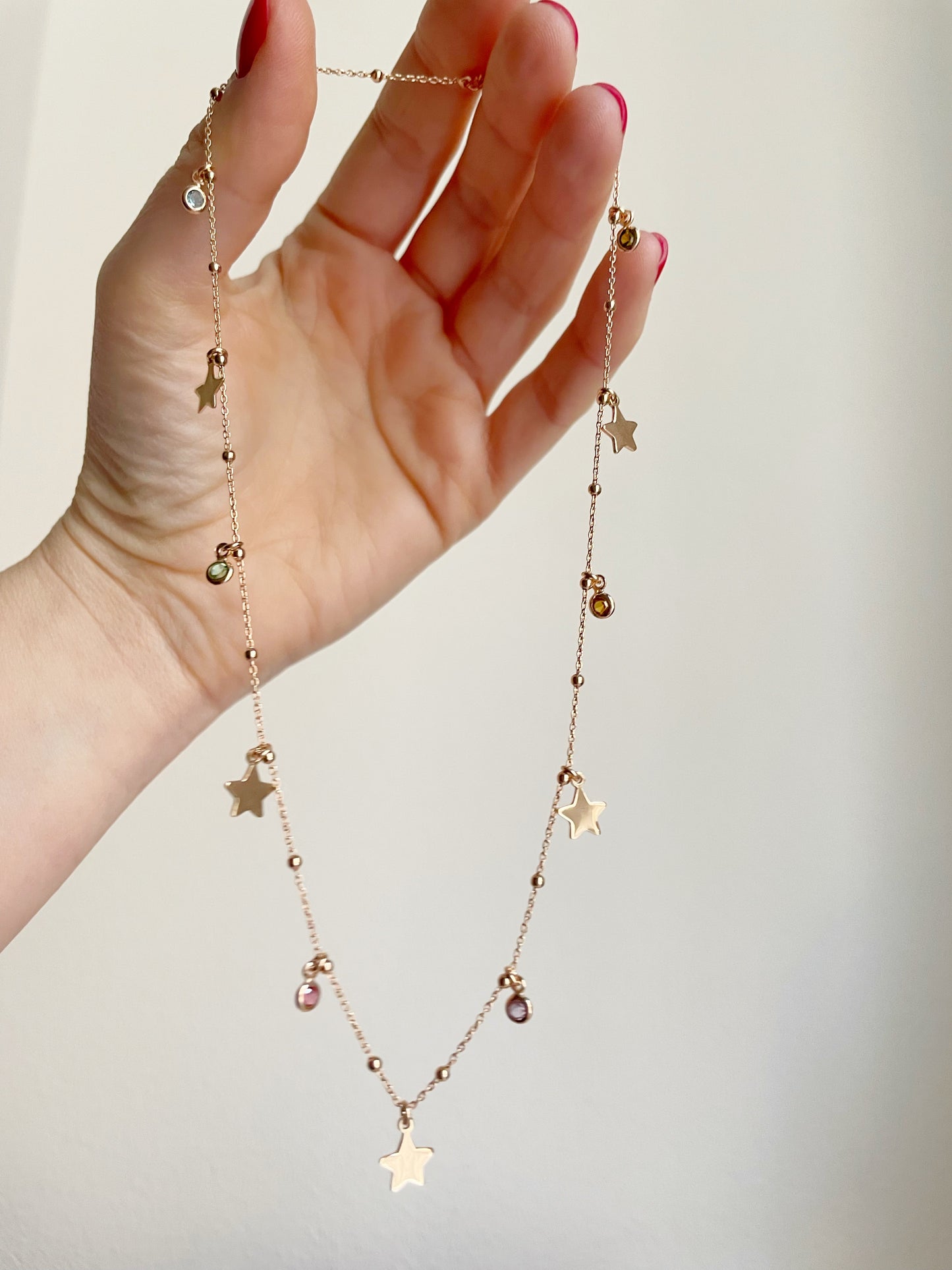 Collana stelle e punti luce multicolor